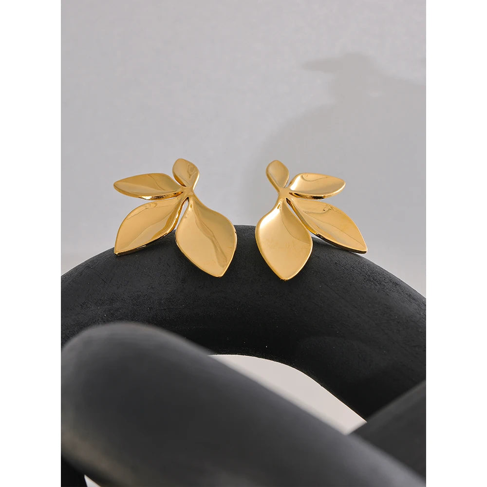 Veliora Earrings