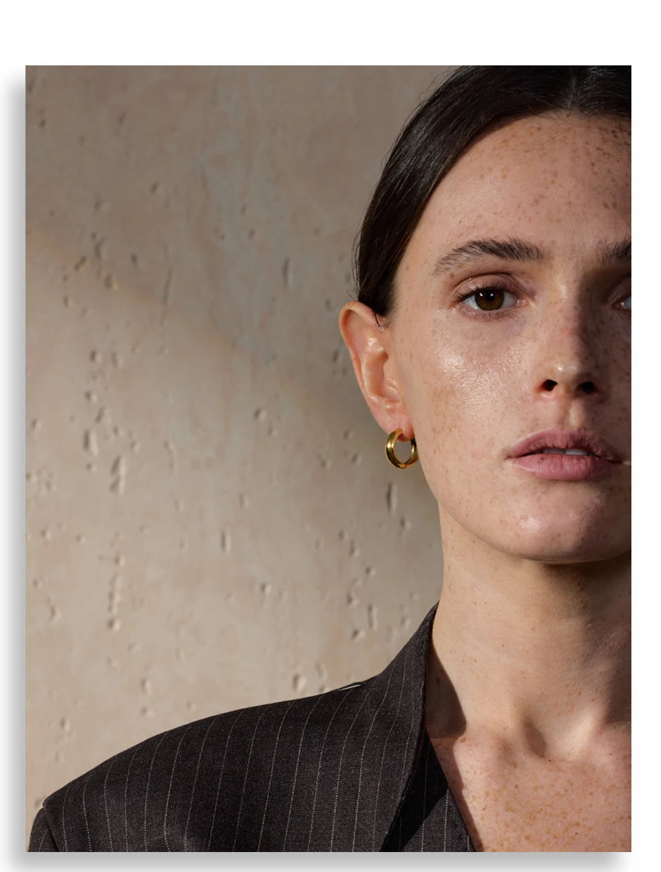 Velluna Earrings