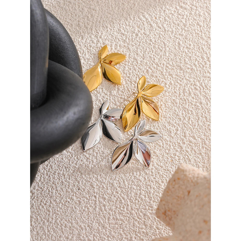 Veliora Earrings
